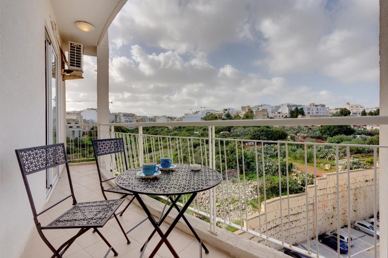 Modern Apartment In The Best Location, Perfect For Families Сліма Екстер'єр фото