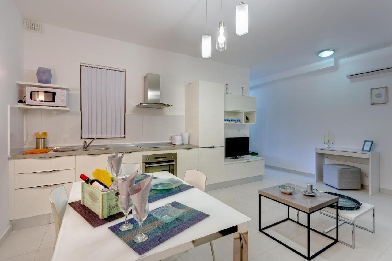 Modern Apartment In The Best Location, Perfect For Families Сліма Екстер'єр фото
